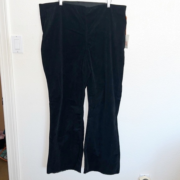 Knox Rose High Rise Black Velvet Pull On Flare Stretch Women’s Pants NEW - Picture 1 of 15